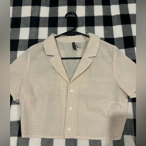 H&M Flannel Shirt, Short sleeve cropped shirt, cute cover-up with buttons